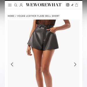 NEW - Never Worn - WeWoreWhat - Vegan Leather Flare Bell Short - size 26